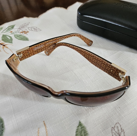 Beautiful Coach Sunglasses 👓 amber glasses - Picture 8 of 15
